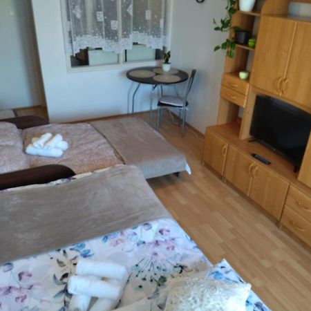 Przyjazne Miejsce Apartment ซานดอเมียร์ช ภายนอก รูปภาพ
