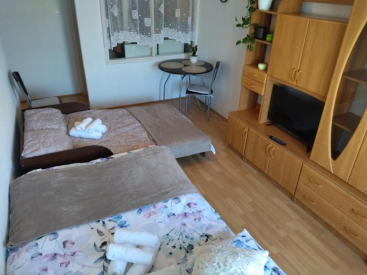 Przyjazne Miejsce Apartment ซานดอเมียร์ช ภายนอก รูปภาพ